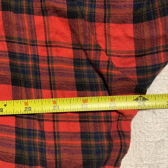 Newbury Kustom Plaid Crop Top - Picture 5 of 6